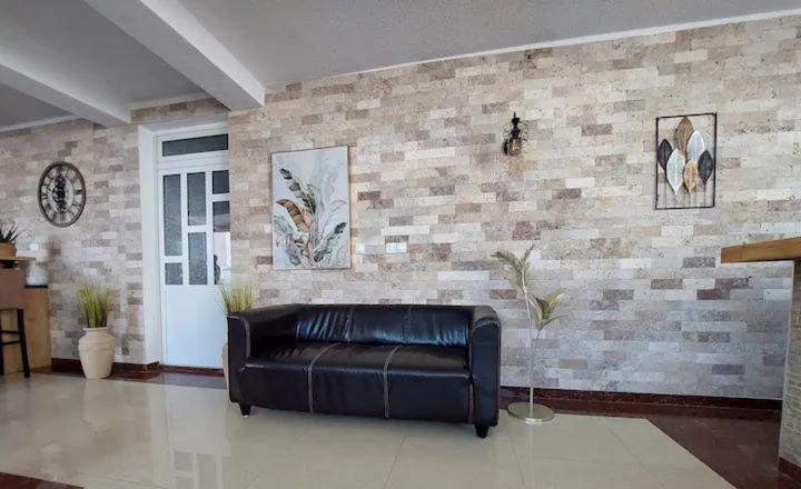 "House Muenster" Bed&Breakfast - Ulcinj Donji Stoj Buitenkant foto