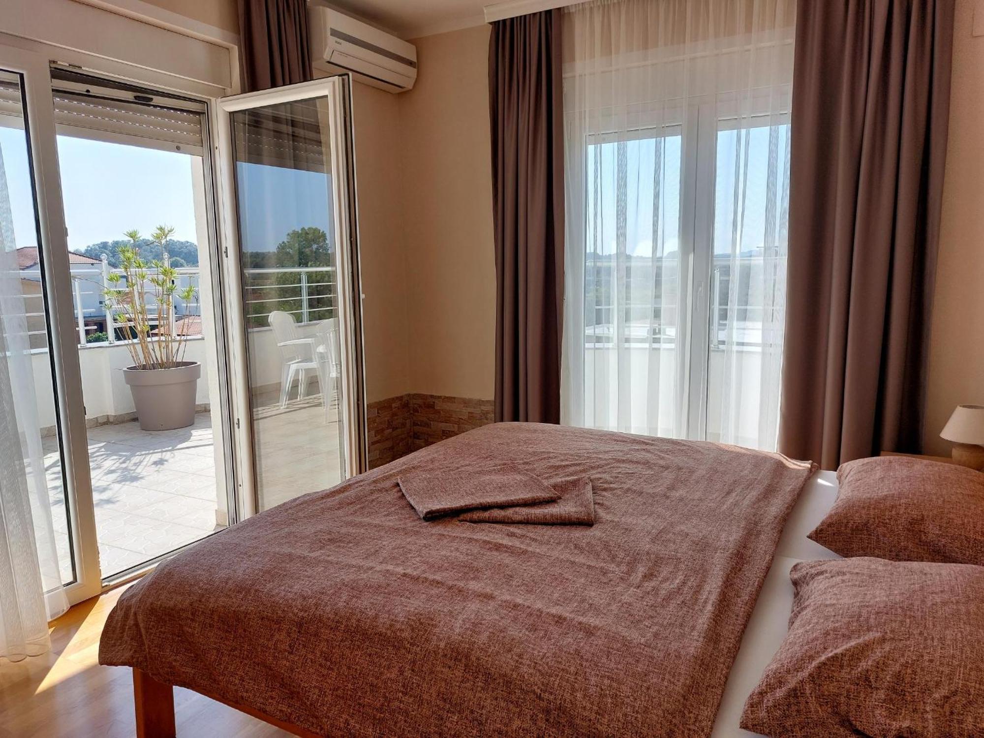 "House Muenster" Bed&Breakfast - Ulcinj Donji Stoj Kamer foto