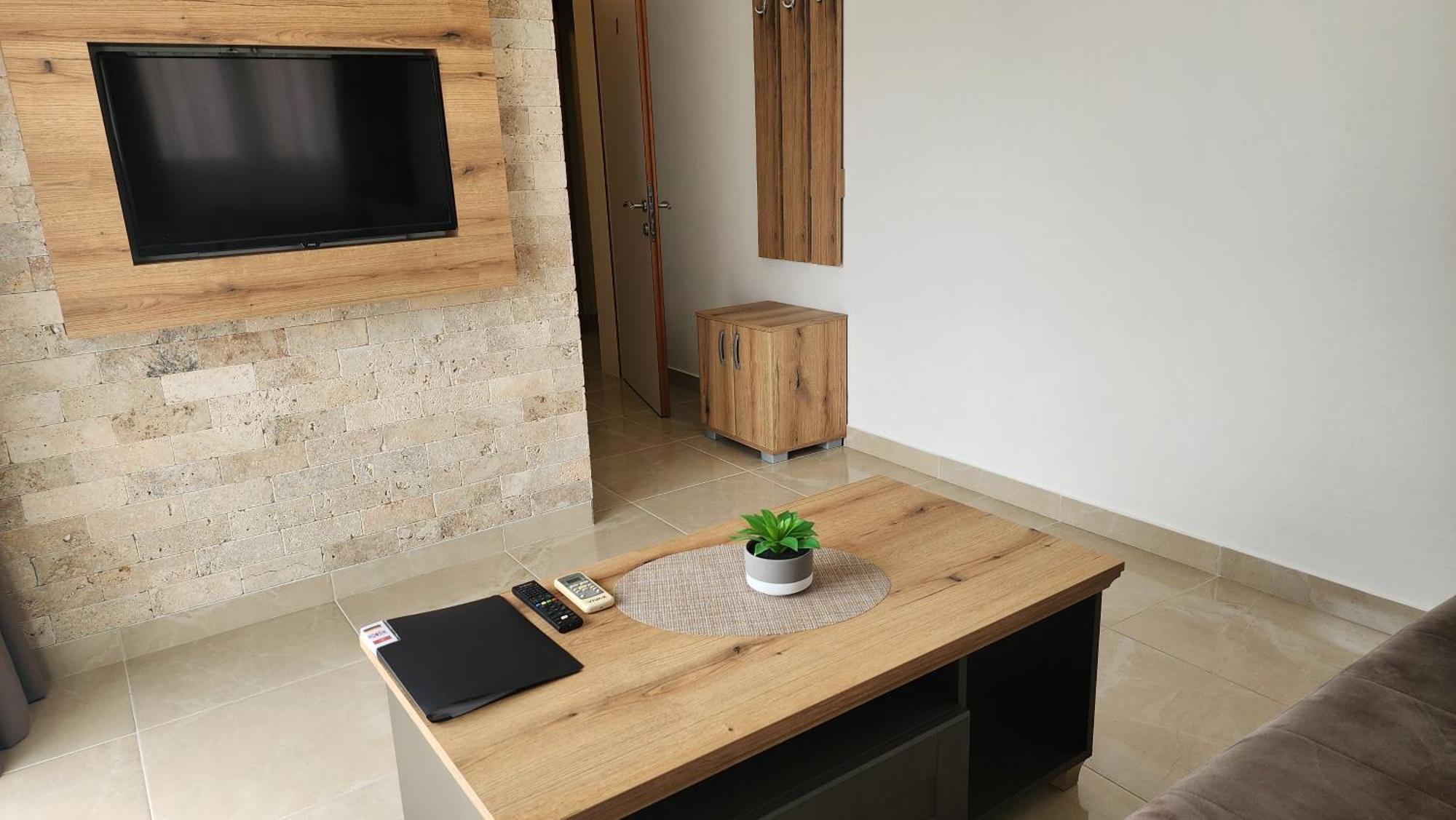 "House Muenster" Bed&Breakfast - Ulcinj Donji Stoj Kamer foto