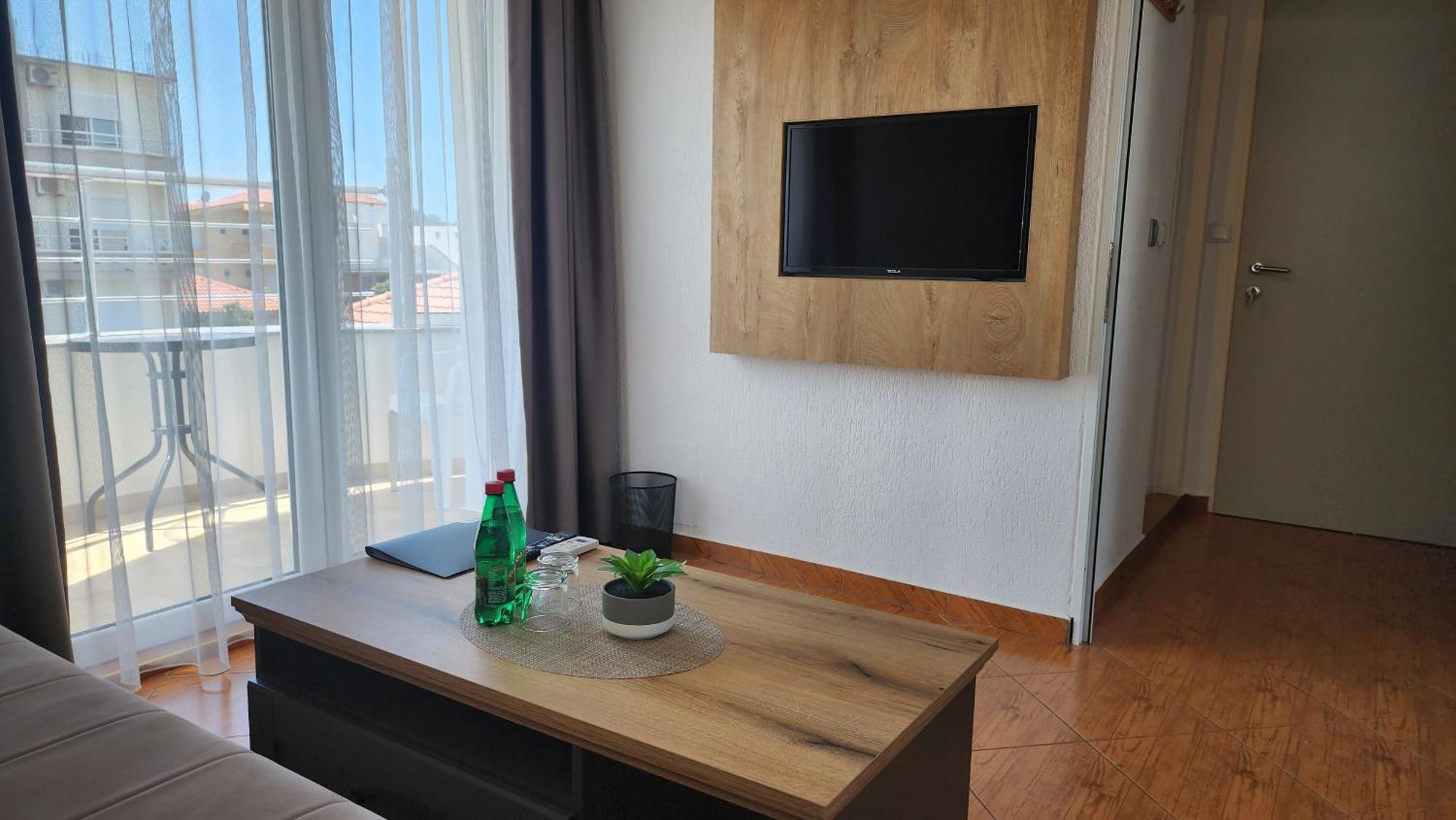 "House Muenster" Bed&Breakfast - Ulcinj Donji Stoj Kamer foto
